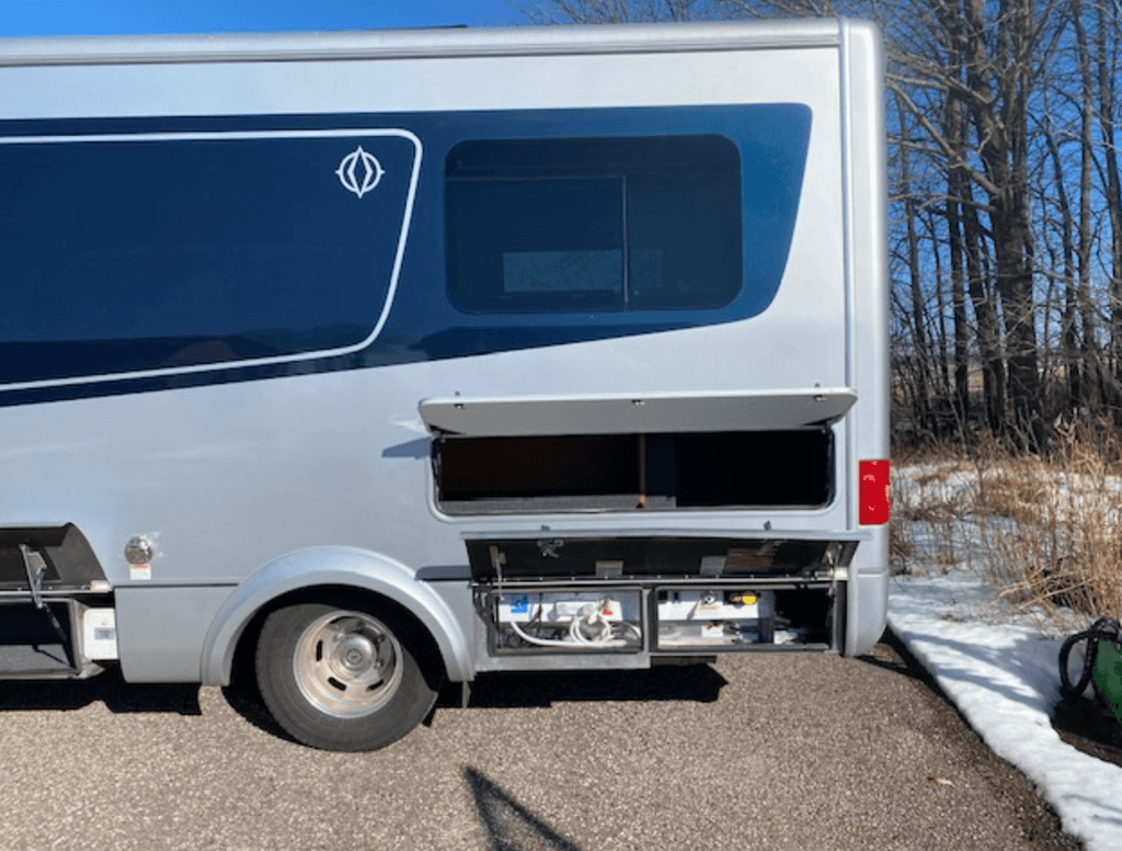 2020 Leisure Travel Van Unity U24TB National Vehicle