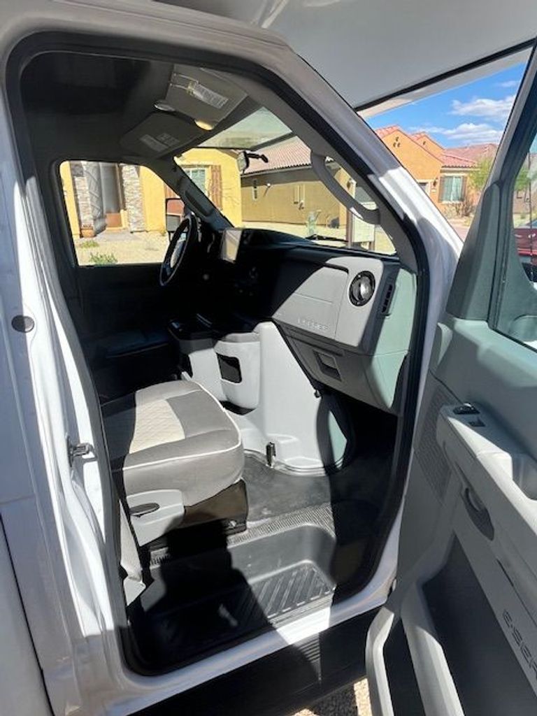 2022 Forest River Sunseeker LE 2350LE National Vehicle