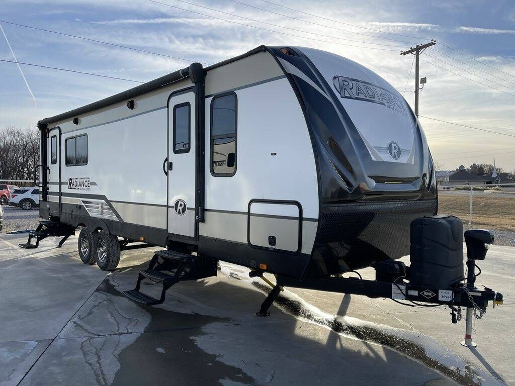 2020 Cruiser RV Radiance Ultra Lite 25RK - National Vehicle