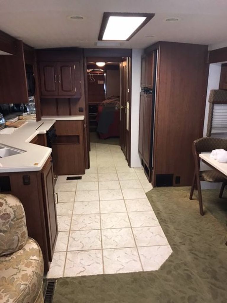 2003 Winnebago Ultimate Advantage 40K National Vehicle